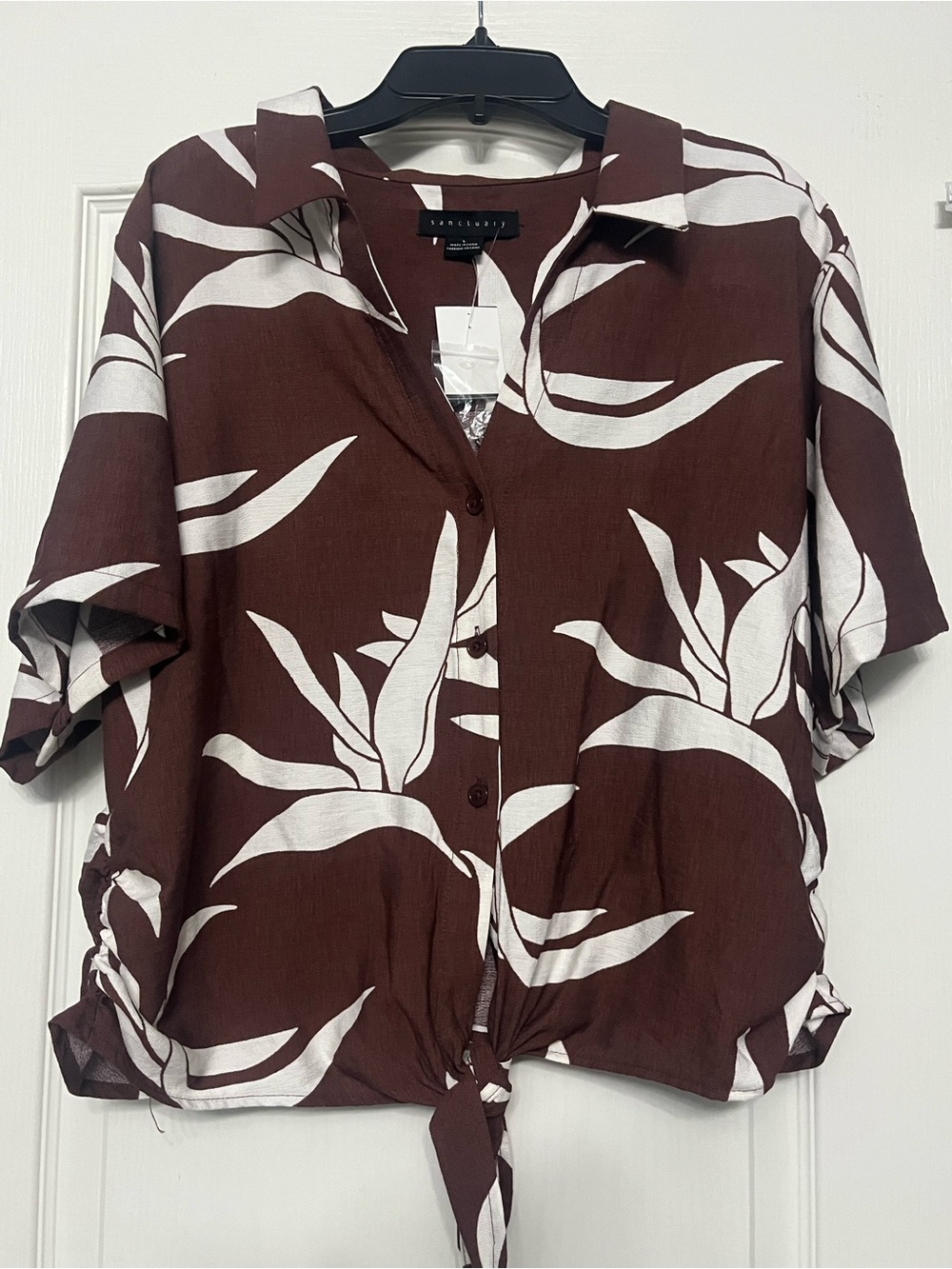 Sanctuary Brown & White Button-Front Tie Hem Top